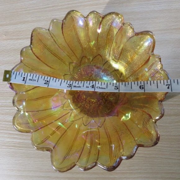 Vintage Iridescence Yellow / Amber Sunflower Glass Bowl - Picture 2 of 6